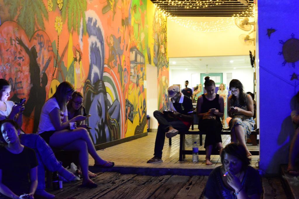 Hangover Hostels @ Colombo Intl Airport Katunayaka Eksteriør bilde
