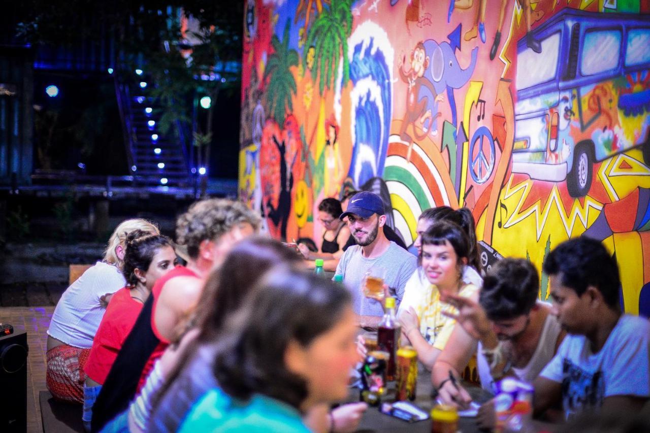 Hangover Hostels @ Colombo Intl Airport Katunayaka Eksteriør bilde